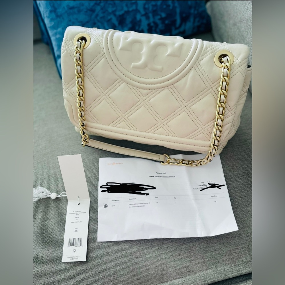 SOLD ❌❌ AUTHENTIC Tory Burch Used New Cream Soft Fleming